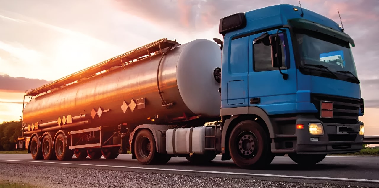 Citerne de gaz en circulation — transport et logistique GM Energie